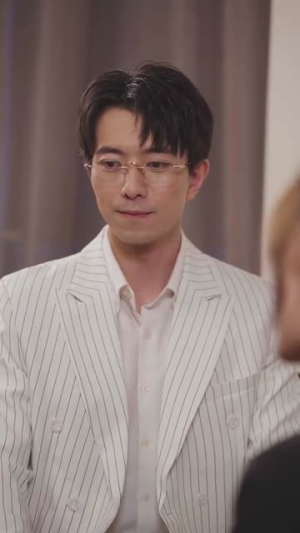 失忆后我被四个男人疯抢（81集）免费看全网短剧