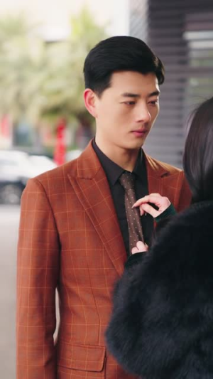 九龙冰室之龙在人间(77集) 九龙冰室之龙在人间(77集)短剧在哪里看