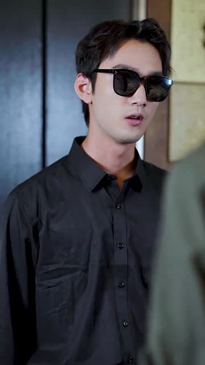 被女大学生诬陷偷拍,我的国士身份曝光了(42集) 被女大学生诬陷偷拍,我的国士身份曝光了(42集)免费看短剧全集