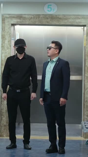 她的心间雀（30集）短剧越看越精彩