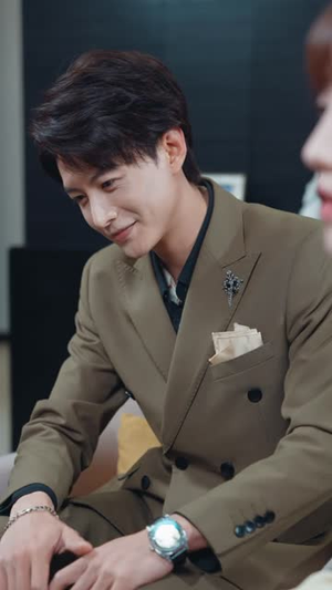 夏阳的轮回(85集) 夏阳的轮回(85集)红果短剧看全集