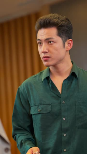 高手下山,退婚九个未婚妻(100集) 高手下山,退婚九个未婚妻(100集)火爆短剧推荐