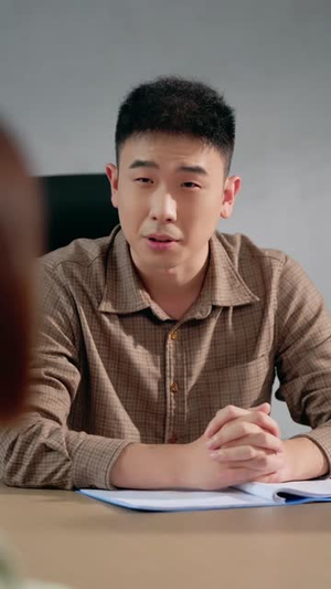 千金小姐她不装穷了（80集）最火的短剧