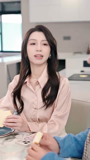 号外,重生大佬掉马甲了(94集) 号外,重生大佬掉马甲了(94集)分享好看的短剧