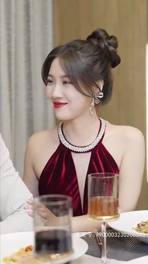 觉醒后，我成了霸总白月光（79集）短剧看全集