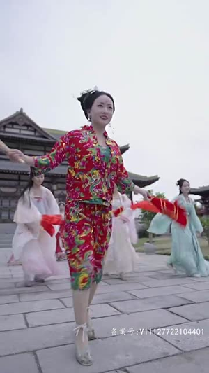 皇后娘娘有点彪(100集) 皇后娘娘有点彪(100集)看短剧放松一下