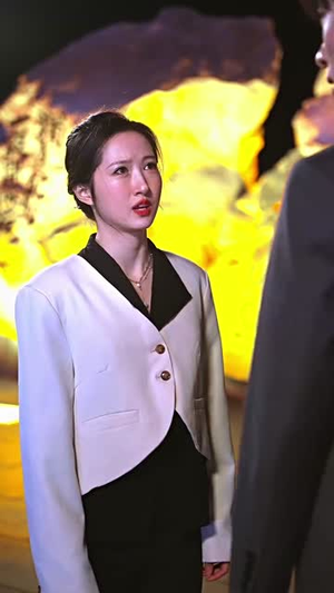 新：娇妻归来（84集）短剧太精彩