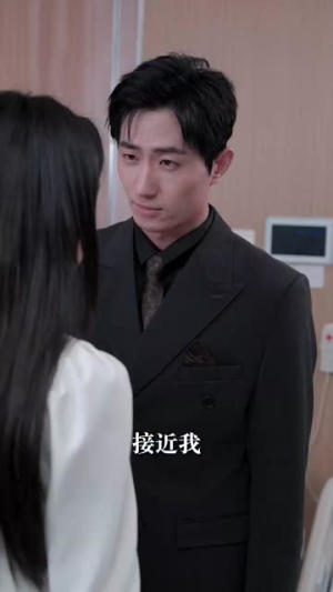 腹黑夫人飒又撩(96集) 腹黑夫人飒又撩(96集)精彩短剧片段