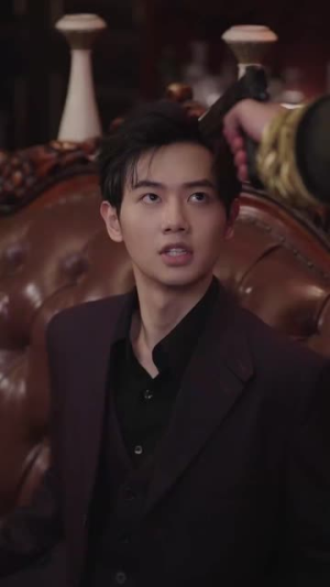 少帅的笼中鸟(70集) 少帅的笼中鸟(70集)每日分享短剧