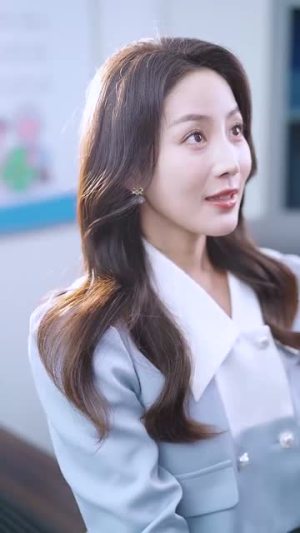 她似星星,光芒万丈(75集) 她似星星,光芒万丈(75集)让你一口气看完