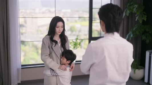 许你万丈光芒（16集）好看的短剧来了