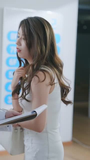 萌宝助攻，爹地不要跑（64集）热播短剧追不停