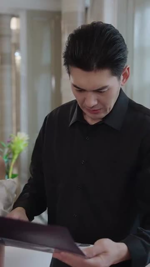 我被闺蜜偷了家(38集) 我被闺蜜偷了家(38集)好看的短剧来了