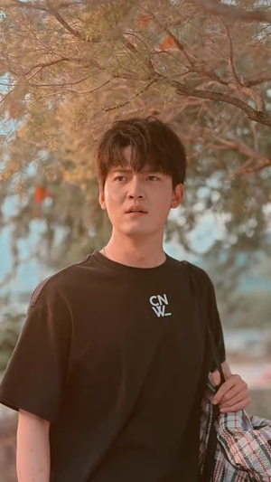 围龙屋惊奇夜（30集）分享热门短剧