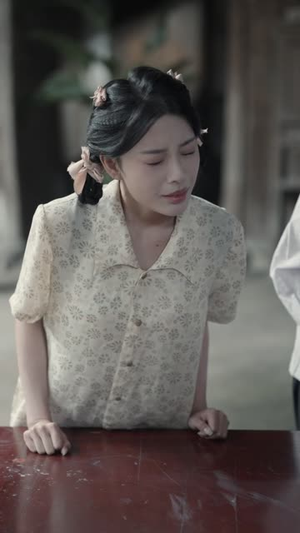 饥荒年我带全家吃肉(50集) 饥荒年我带全家吃肉(50集)热门短剧大全