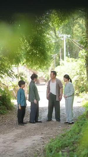 灾荒年代全家靠我心声逆袭 (81集) 灾荒年代全家靠我心声逆袭 (81集) 在线看到大结局