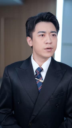 离婚后卿小姐名动全球（60集）热门短剧来袭