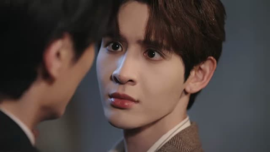 裂焰（50集）热播短剧分享