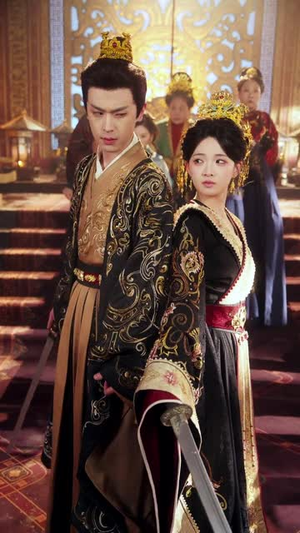 有钱没钱，抢个皇帝回家过年（73集）男频短剧推荐