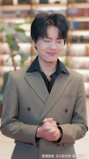 失恋后，发现好兄弟是清冷校花（80集）好看的短剧来了