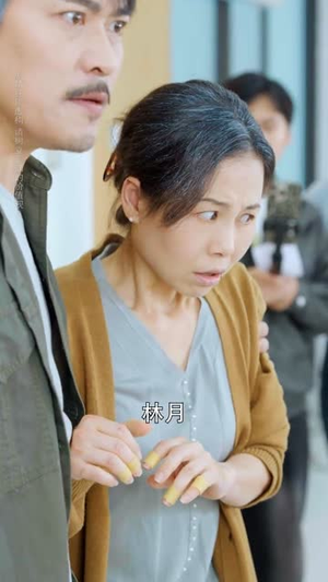 被全网唾弃后,我偷偷打开直播(60集) 被全网唾弃后,我偷偷打开直播(60集)精彩短剧追不停