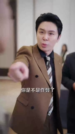 我怼人能爆金币，怼到女神也倒追（80集）热播短剧排行榜