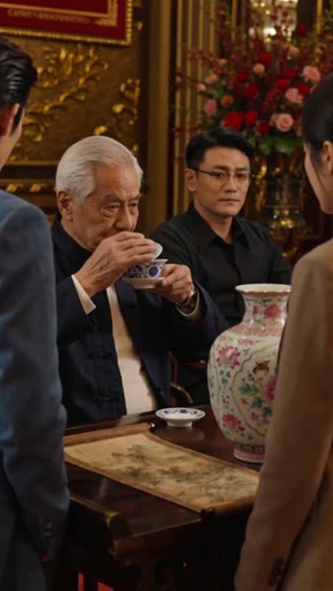 从收废品逆袭首富：我能看到万物价值（60集）短剧热门合集