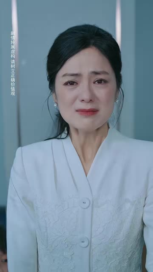 姐姐失业后,被总裁弟弟捡走了(66集) 姐姐失业后,被总裁弟弟捡走了(66集)每日短剧推荐