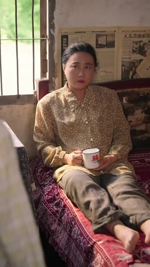 小院春秋（46集）上热门短剧