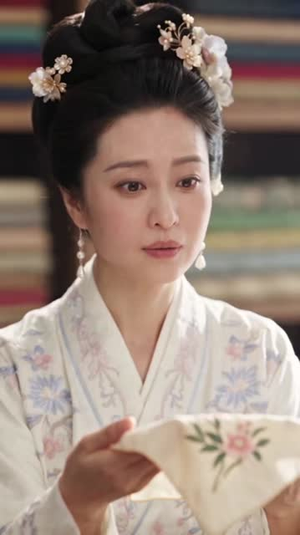 落难逢君亦逢春(150集) 落难逢君亦逢春(150集)热门短剧追不停
