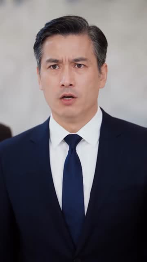 散尽星光只为你(84集) 散尽星光只为你(84集)短剧全集大结局