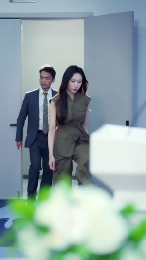 沉睡大佬醒来后(45 集) 沉睡大佬醒来后(45 集)免费短剧完整版