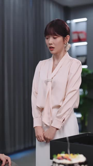 被老婆白月光开除，差点没憋住笑（40 集）去哪里看