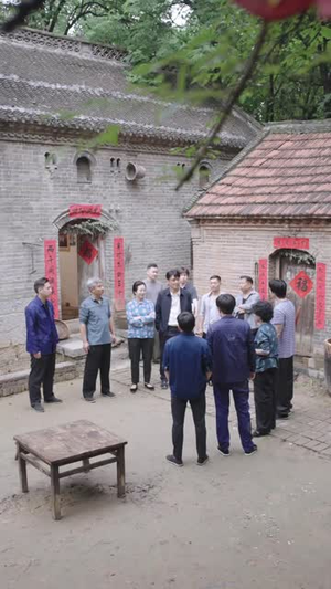 中了千万，我回村装穷（40 集）大结局