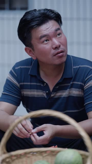三亩瓜棚，开启我的王炸人生（32 集）百万短剧抢先看
