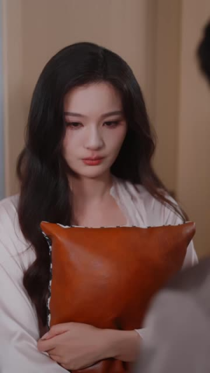 玫瑰燎火（40 集）短剧热播中