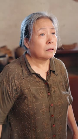 体考状元一鸣惊人后去工地打灰了(69 集) 体考状元一鸣惊人后去工地打灰了(69 集)精彩短剧合集