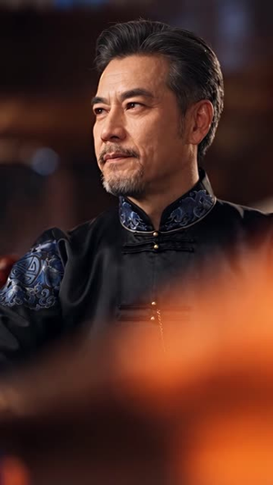玄妻出手，裴少请别靠太近（211集）迅雷网盘观看