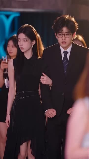 旧爱成灰,恰逢君来(163集) 旧爱成灰,恰逢君来(163集)精彩短剧分享。